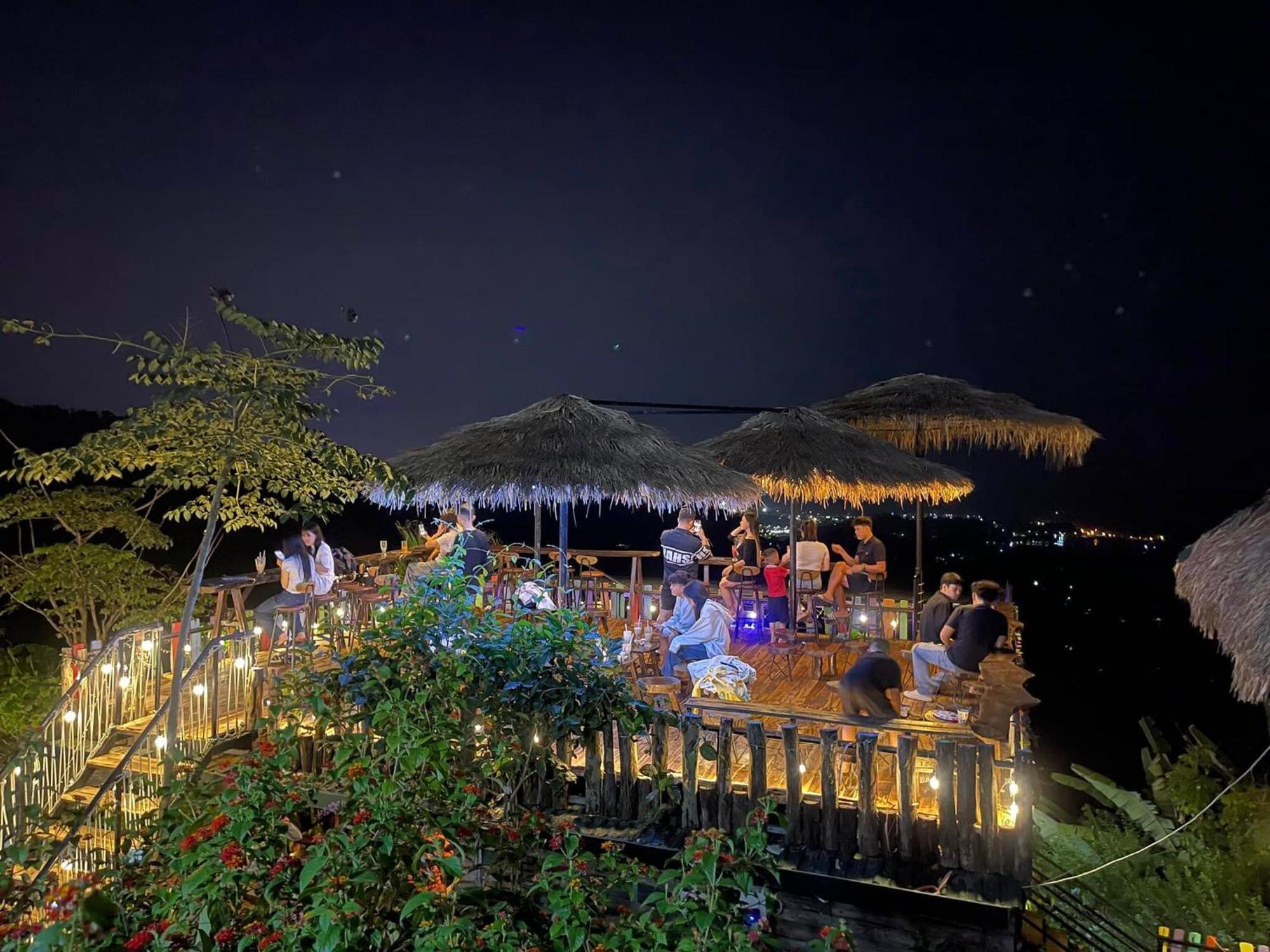 Ecolodge Ke Nenh Dien Bien Ban Hin Lom Buitenkant foto